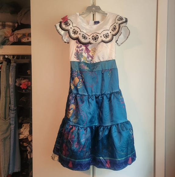 Size 6 Mirabel Dress Disney Encanto - Picture 1 of 7
